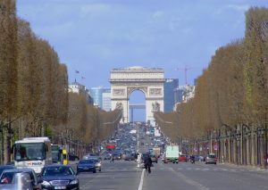 The Champs Elysées Avenue